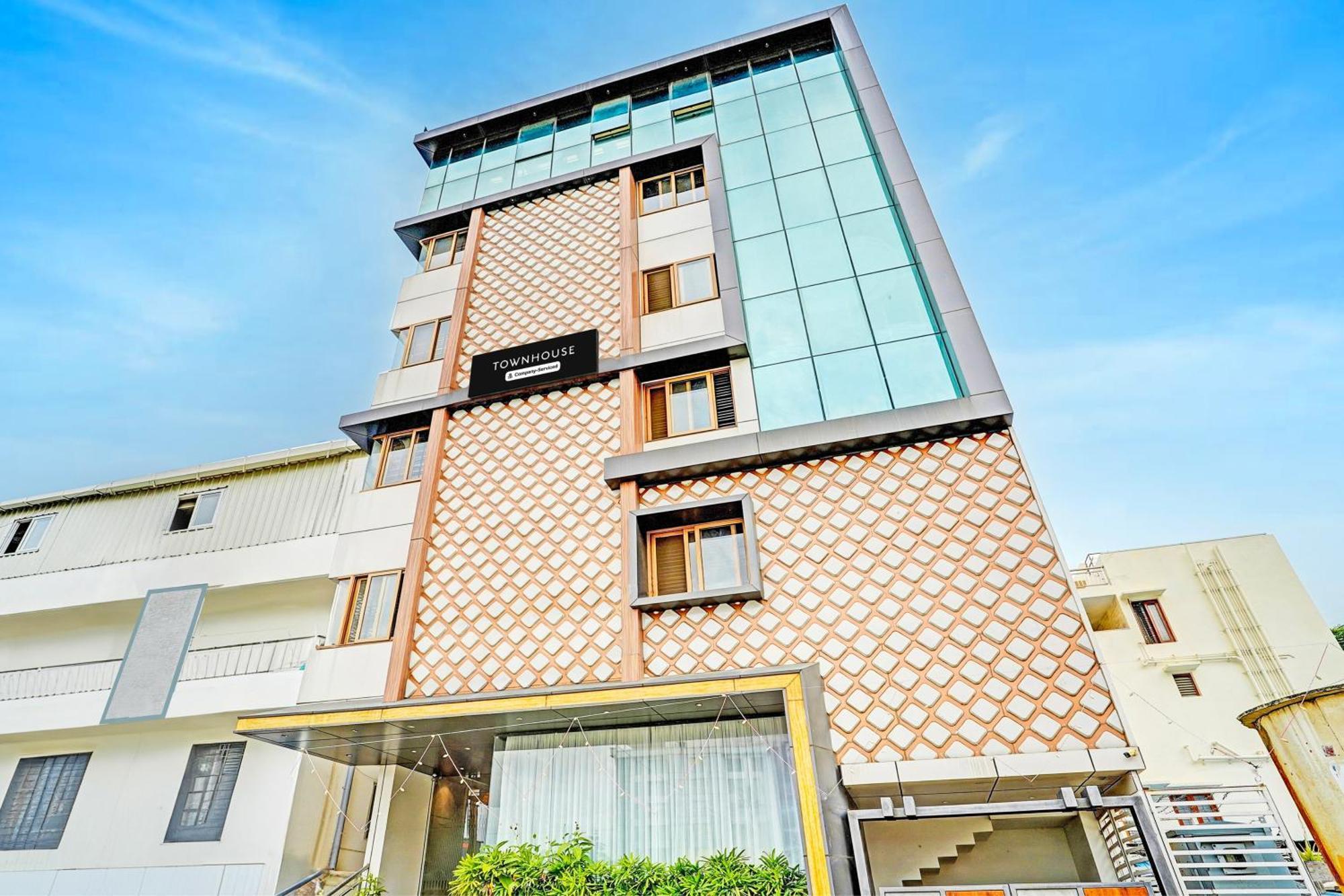 Super Townhouse Indiranagar Hotel Bangalore Ngoại thất bức ảnh